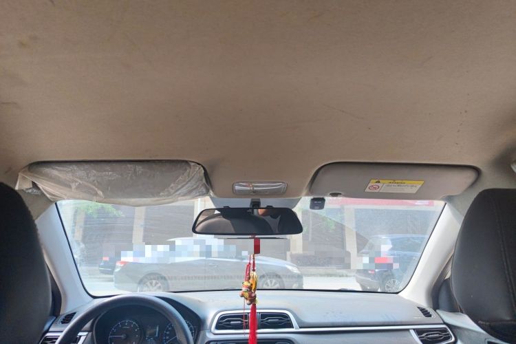 Used Hyundai Verna (older generation) 2020 1.4L Manual GL Refreshed Edition Headliner