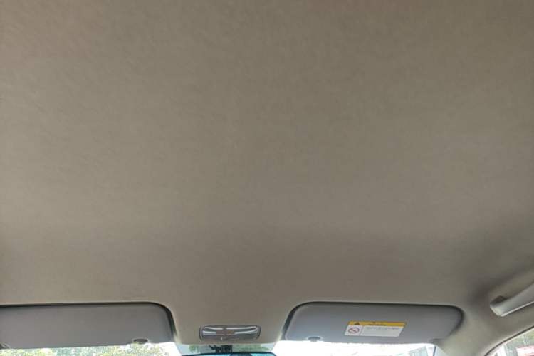 Used Hyundai Verna (older generation) 2020 1.4L Manual GL Refreshed Edition Headliner