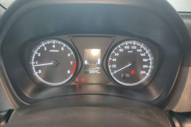 Used Hyundai Verna (older generation) 2020 1.4L Manual GL Refreshed Edition Instrument Cluster