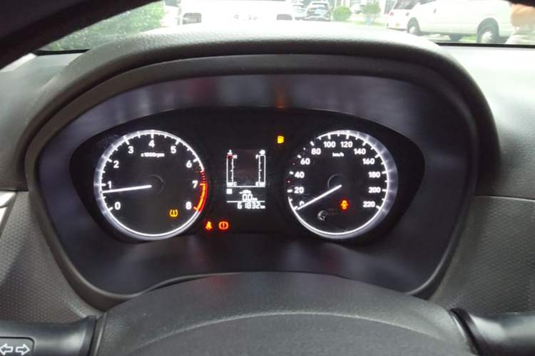 Used Hyundai Verna (older generation) 2020 1.4L Manual GL Refreshed Edition Instrument Cluster