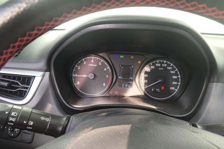 Used Hyundai Verna (older generation) 2020 1.4L Manual GL Refreshed Edition Instrument Cluster