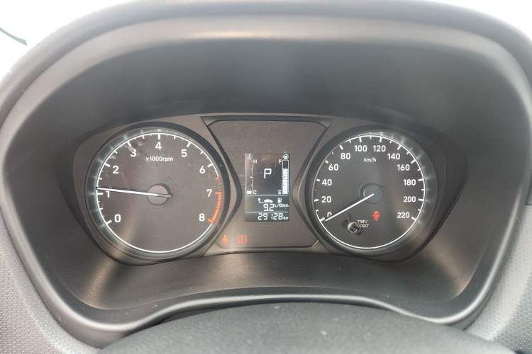 Used Hyundai Verna (older generation) 2020 1.4L Automatic GLS Enjoyment Edition Instrument Cluster