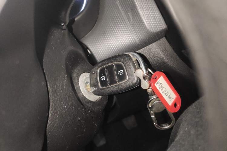 Used Hyundai Verna (older generation) 2020 1.4L Manual GL Refreshed Edition Interior 1