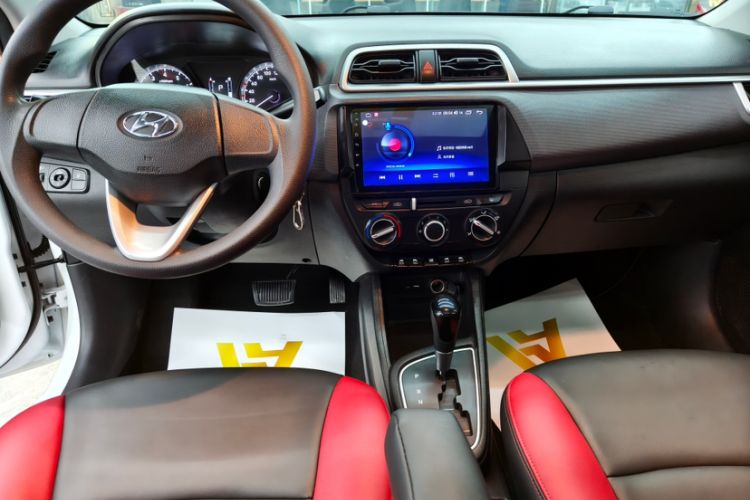 Used Hyundai Verna (older generation) 2020 1.4L Automatic GLS Enjoyment Edition Interior 2