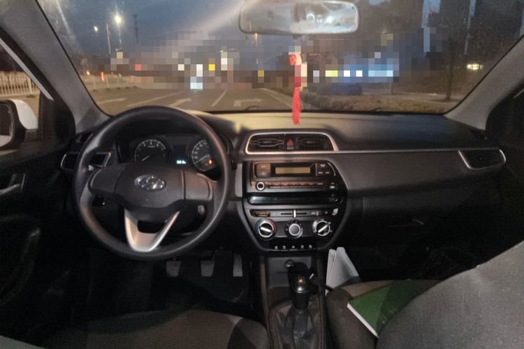 Used Hyundai Verna (older generation) 2020 1.4L Manual GL Refreshed Edition Interior 2