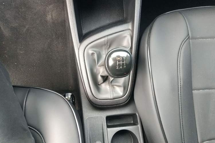 Used Hyundai Verna (older generation) 2020 1.4L Manual GL Refreshed Edition Interior 2