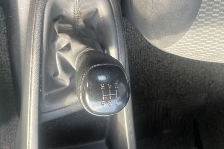 Used Hyundai Verna (older generation) 2020 1.4L Manual GL Refreshed Edition Interior 3