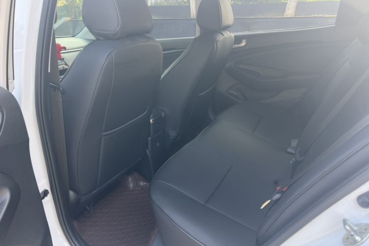 Used Hyundai Verna (older generation) 2020 1.4L Manual GL Refreshed Edition Interior 3