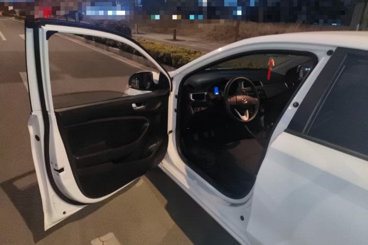 Used Hyundai Verna (older generation) 2020 1.4L Manual GL Refreshed Edition Interior 3