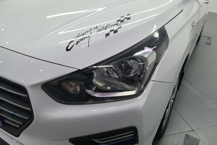 Used Hyundai Verna (older generation) 2020 1.4L Manual GL Refreshed Edition Left Front Headlight