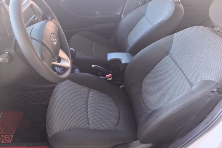 Used Hyundai Verna (older generation) 2020 1.4L Manual GL Refreshed Edition Left Front Seat