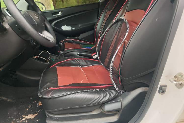 Used Hyundai Verna (older generation) 2020 1.4L Manual GL Refreshed Edition Left Front Seat