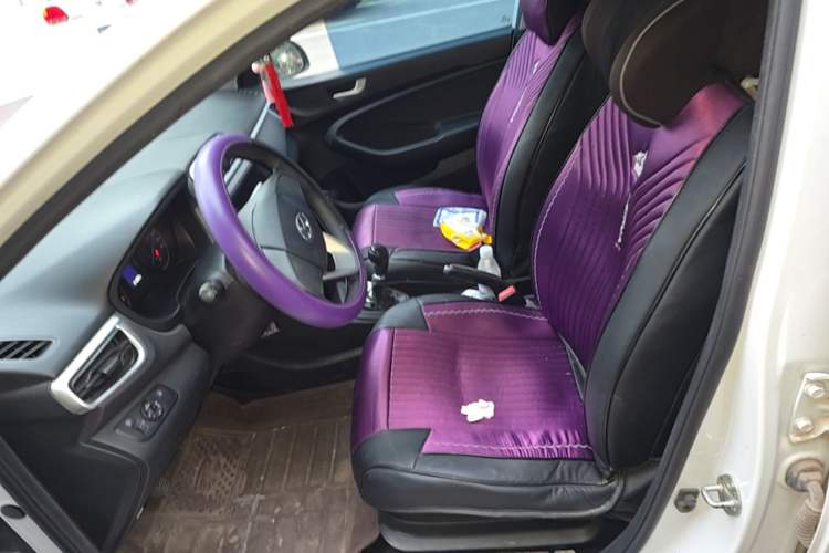 Used Hyundai Verna (older generation) 2020 1.4L Manual GL Refreshed Edition Left Front Seat
