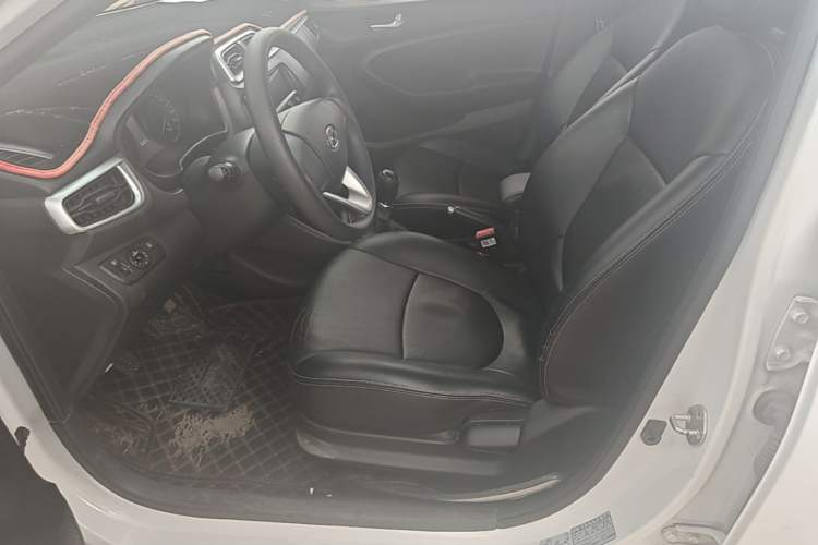 Used Hyundai Verna (older generation) 2020 1.4L Manual GL Refreshed Edition Left Front Seat