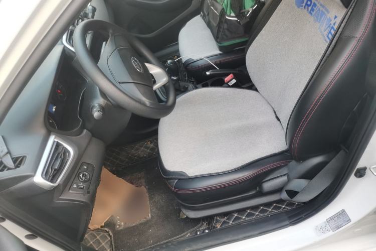 Used Hyundai Verna (older generation) 2020 1.4L Manual GL Refreshed Edition Left Front Seat