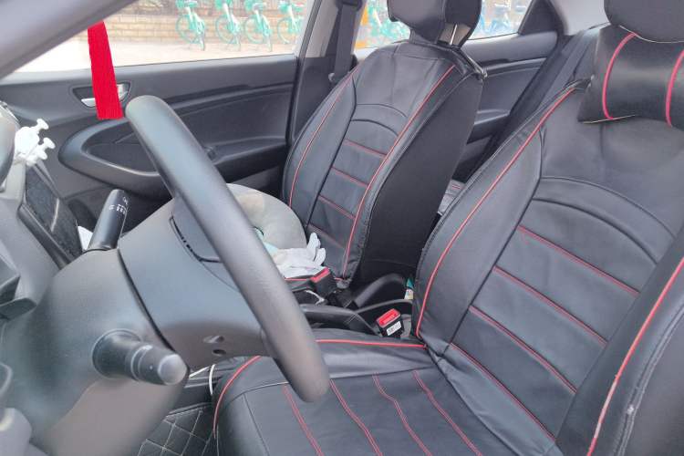 Used Hyundai Verna (older generation) 2020 1.4L Manual GL Refreshed Edition Left Front Seat