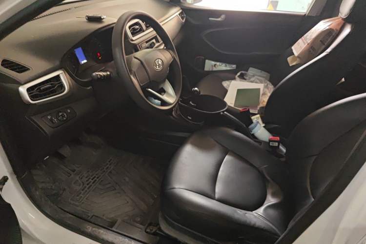 Used Hyundai Verna (older generation) 2020 1.4L Manual GL Refreshed Edition Left Front Seat