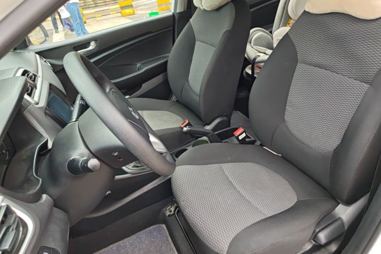 Used Hyundai Verna (older generation) 2020 1.4L Manual GL Refreshed Edition Left Front Seat