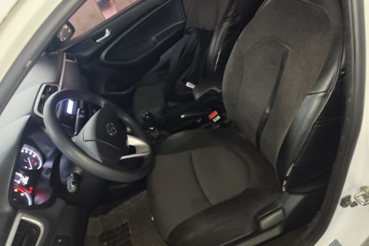 Used Hyundai Verna (older generation) 2020 1.4L Manual GL Refreshed Edition Left Front Seat