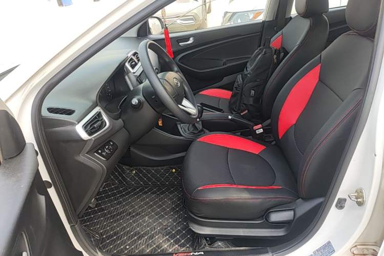 Used Hyundai Verna (older generation) 2020 1.4L Manual GL Refreshed Edition Left Front Seat