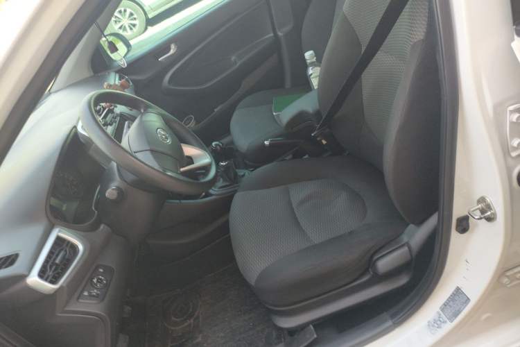 Used Hyundai Verna (older generation) 2020 1.4L Manual GL Refreshed Edition Left Front Seat