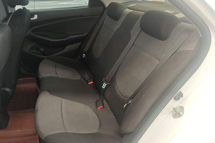 Used Hyundai Verna (older generation) 2020 1.4L Manual GL Refreshed Edition Left Rear Seat