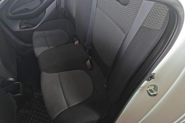 Used Hyundai Verna (older generation) 2020 1.4L Manual GL Refreshed Edition Left Rear Seat