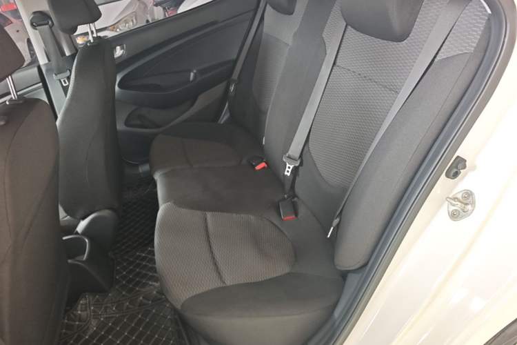 Used Hyundai Verna (older generation) 2020 1.4L Manual GL Refreshed Edition Left Rear Seat