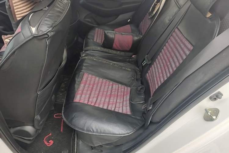 Used Hyundai Verna (older generation) 2020 1.4L Manual GL Refreshed Edition Left Rear Seat