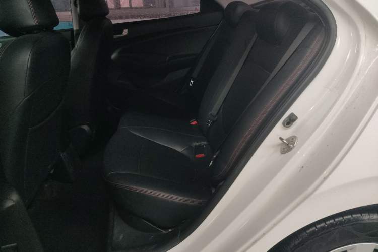 Used Hyundai Verna (older generation) 2020 1.4L Manual GL Refreshed Edition Left Rear Seat