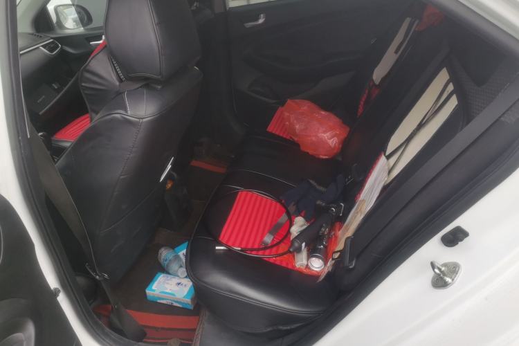 Used Hyundai Verna (older generation) 2020 1.4L Manual GLS Vibrant Edition Left Rear Seat