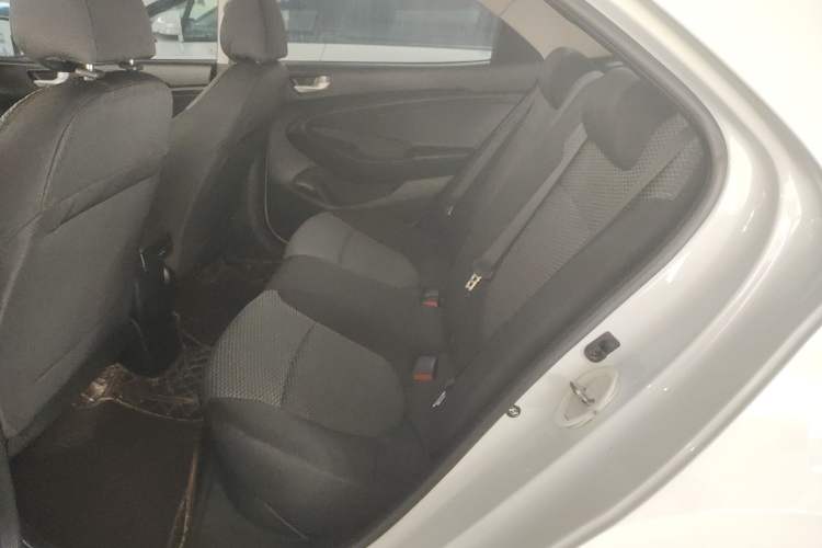 Used Hyundai Verna (older generation) 2020 1.4L Manual GL Refreshed Edition Left Rear Seat