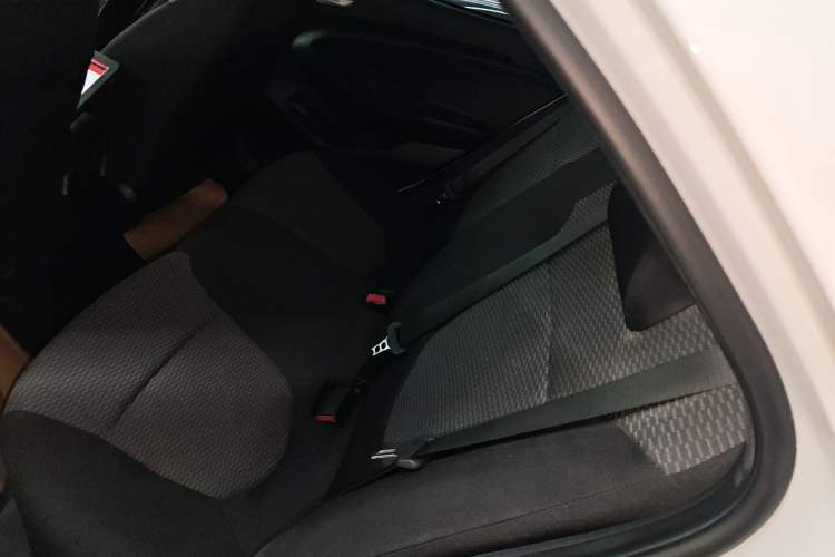 Used Hyundai Verna (older generation) 2020 1.4L Manual GL Refreshed Edition Left Rear Seat