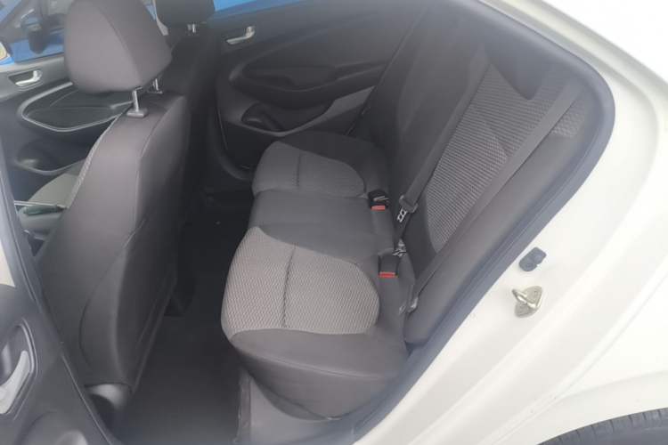 Used Hyundai Verna (older generation) 2020 1.4L Manual GL Refreshed Edition Left Rear Seat