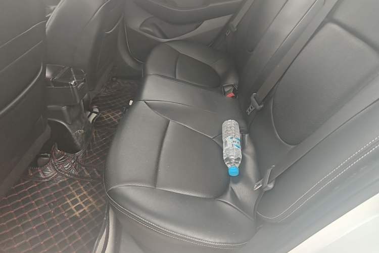 Used Hyundai Verna (older generation) 2020 1.4L Manual GL Refreshed Edition Left Rear Seat