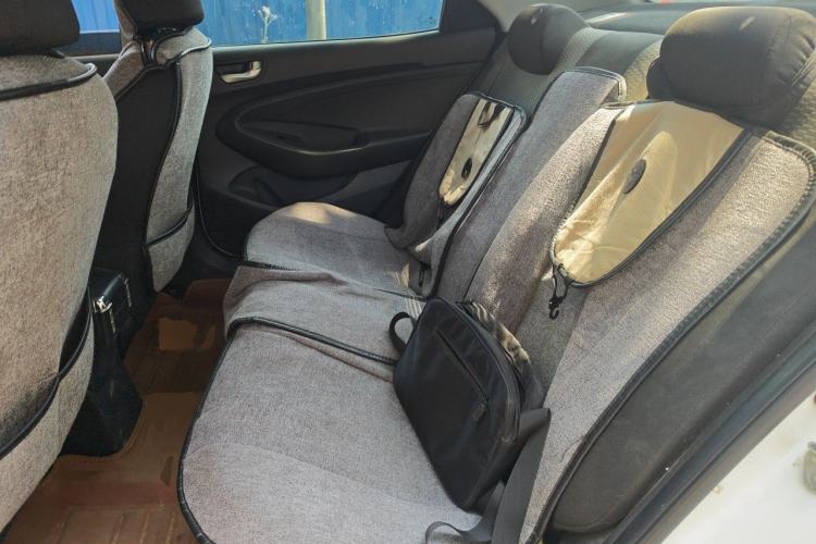 Used Hyundai Verna (older generation) 2020 1.4L Manual GLS Vibrant Edition Left Rear Seat
