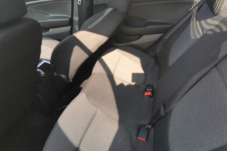 Used Hyundai Verna (older generation) 2020 1.4L Manual GL Refreshed Edition Left Rear Seat