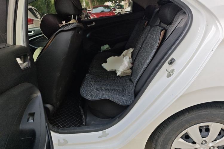 Used Hyundai Verna (older generation) 2020 1.4L Manual GL Refreshed Edition Left Rear Seat