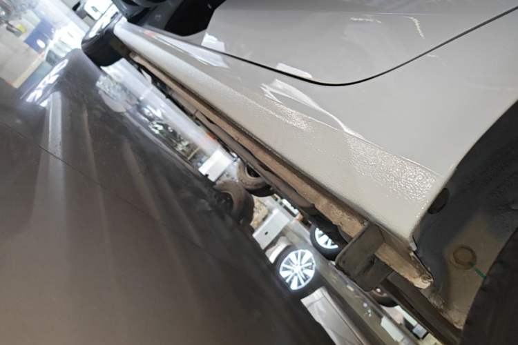 Used Hyundai Verna (older generation) 2020 1.4L Manual GL Refreshed Edition Left Side Sill