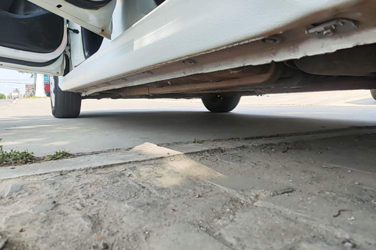 Used Hyundai Verna (older generation) 2020 1.4L Manual GL Refreshed Edition Left Side Sill