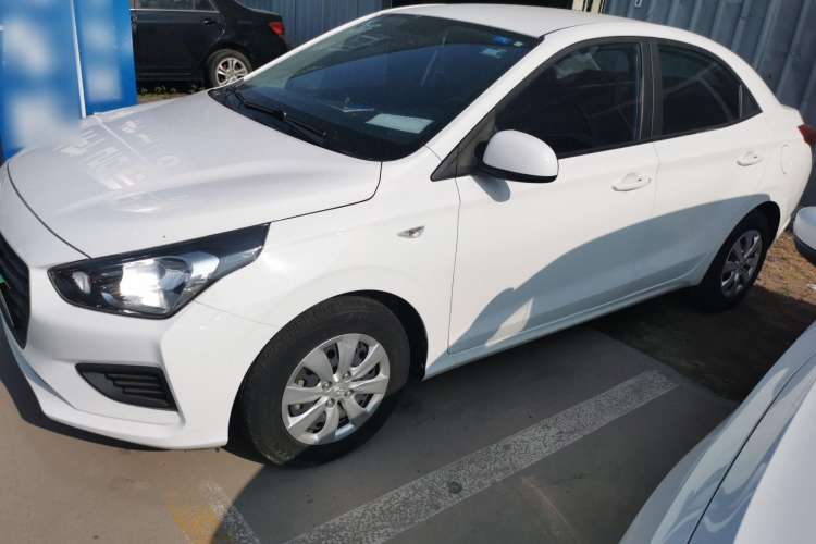 Used Hyundai Verna (older generation) 2020 1.4L Manual GL Refreshed Edition Left Side