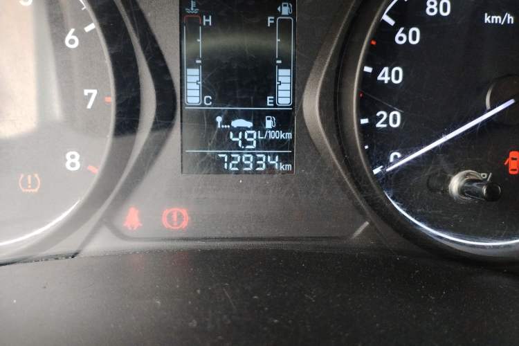 Used Hyundai Verna (older generation) 2020 1.4L Manual GL Refreshed Edition Odometer Close Up