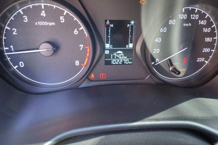 Used Hyundai Verna (older generation) 2020 1.4L Manual GL Refreshed Edition Odometer Close Up