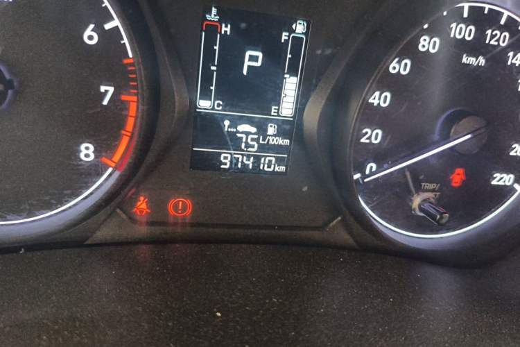 Used Hyundai Verna (older generation) 2020 1.4L Automatic GLS Enjoyment Edition Odometer Close Up