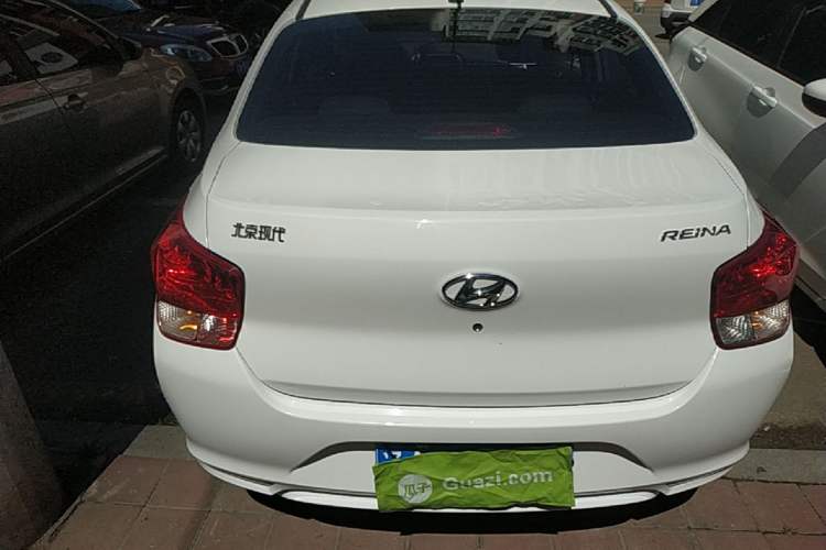 Used Hyundai Verna (older generation) 2020 1.4L Manual GL Refreshed Edition Rear