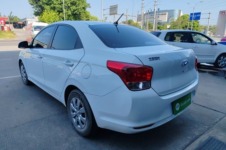 Used Hyundai Verna (older generation) 2020 1.4L Manual GL Refreshed Edition Rear Left 45 Deg
