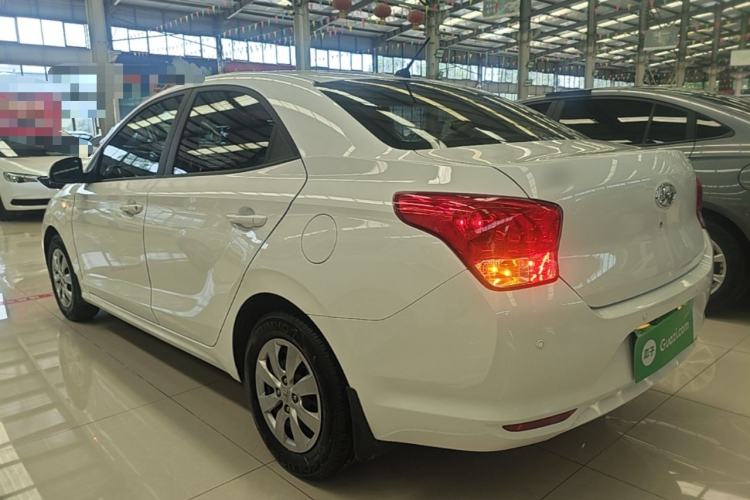 Used Hyundai Verna (older generation) 2020 1.4L Manual GL Refreshed Edition Rear Left 45 Deg