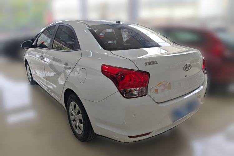 Used Hyundai Verna (older generation) 2020 1.4L Manual GL Refreshed Edition Rear Left 45 Deg
