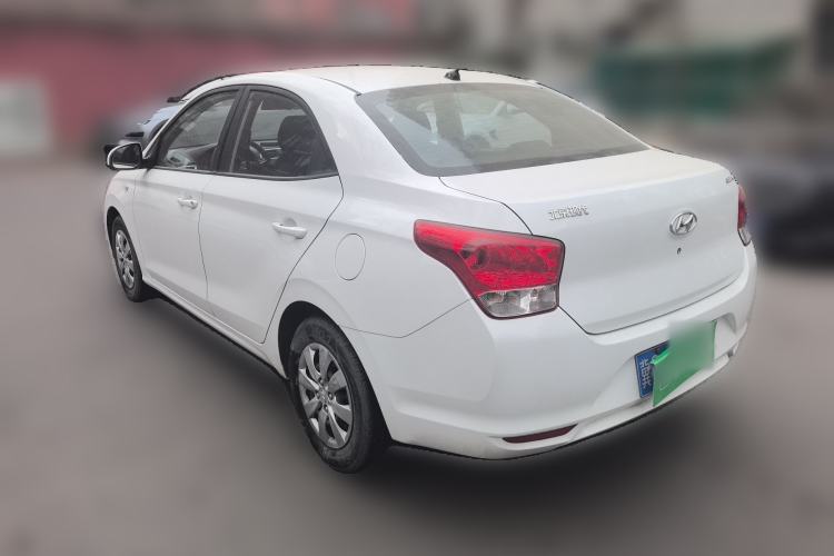 Used Hyundai Verna (older generation) 2020 1.4L Manual GL Refreshed Edition Rear Left 45 Deg