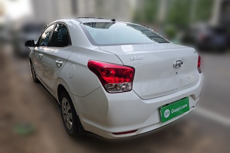 Used Hyundai Verna (older generation) 2020 1.4L Manual GL Refreshed Edition Rear Left 45 Deg